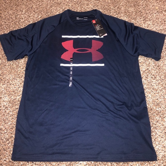 T-shirt - Picture 1 of 3